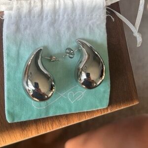 Earrings silver tone tear drop shape bottega Veneta style